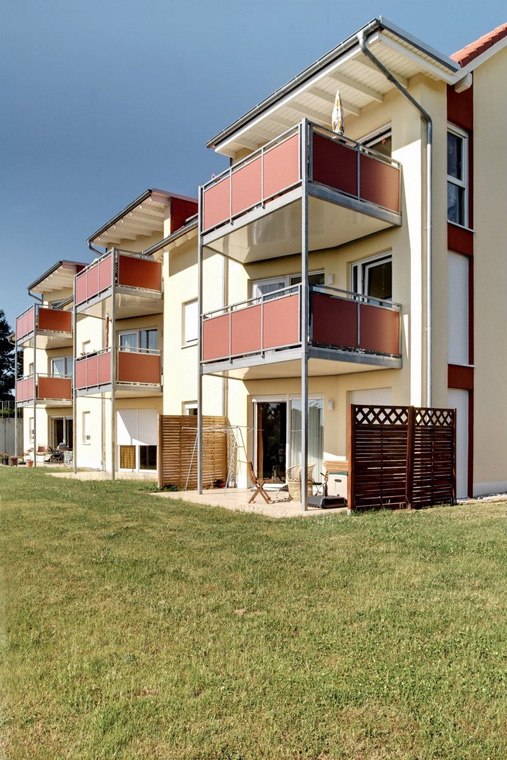 Senioren-Residenz Am Opperzer Berg - Gartenansicht - Balkon