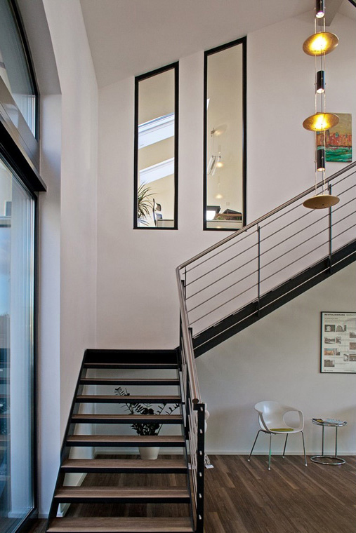 Bahnhof Elz Treppe